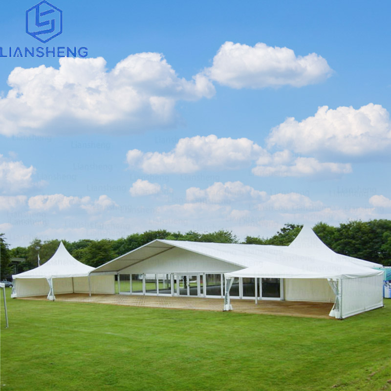 خيمة بيضاء كبيرة متعرجة بسيطة للمستودعات الخارجية سرادق صناعي للبيع