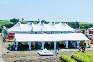 كيف تعمل خيام الزفاف المصنوعة من الألومنيوم على تعزيز جمالية حفل زفافك الخارجي