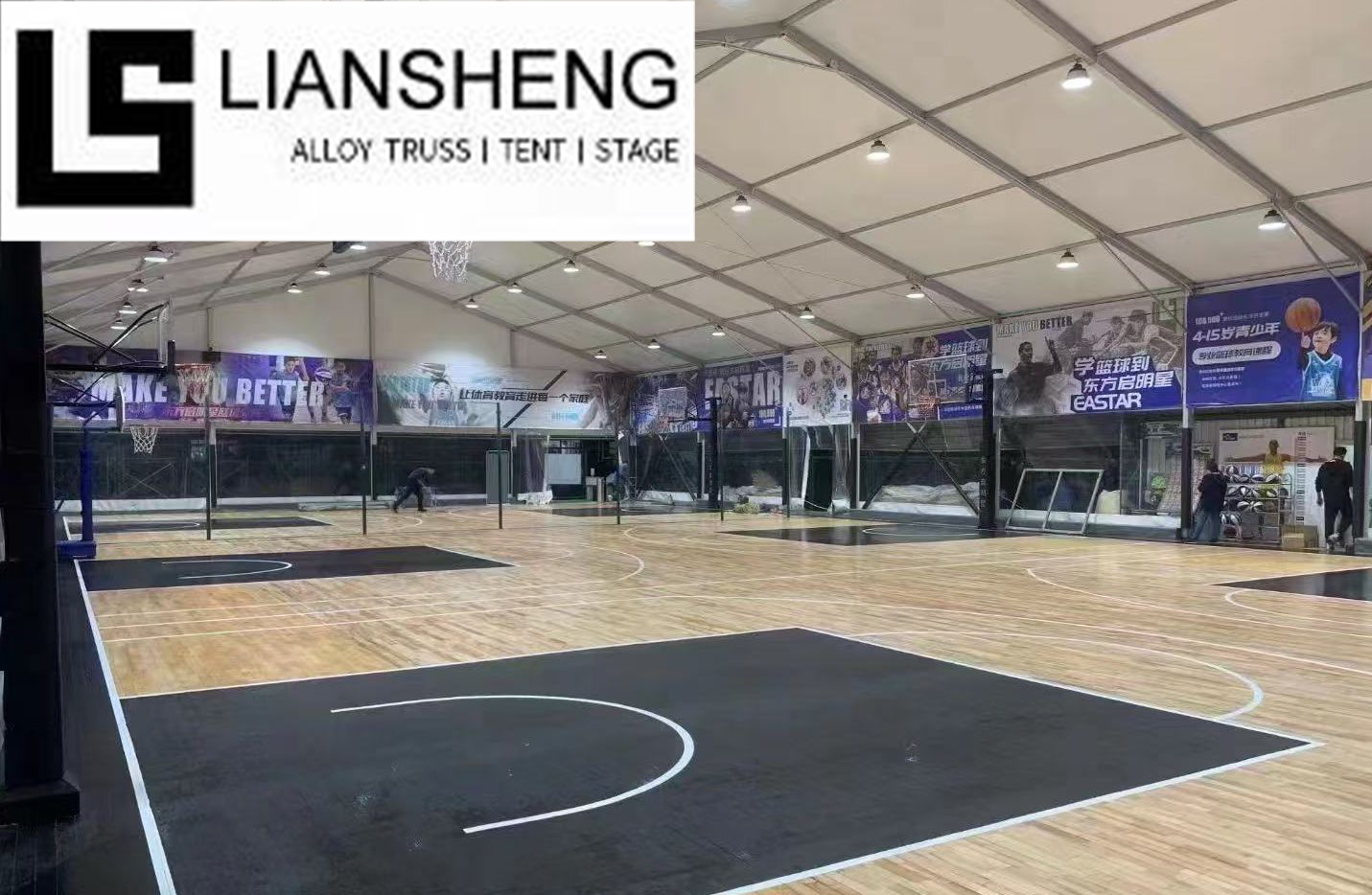 خيام للمناسبات الرياضية كبيرة جدًا، سهلة التركيب والنقل، مع خيارات تخصيص عالية، مناسبة لمختلف الأنشطة